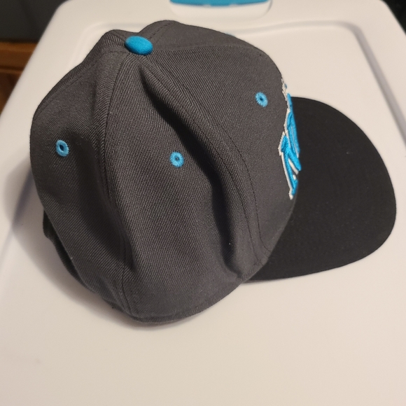 NWOT - Nike Embroidered Black/Teal SnapBack Cap - Just Do It - Picture 2 of 7